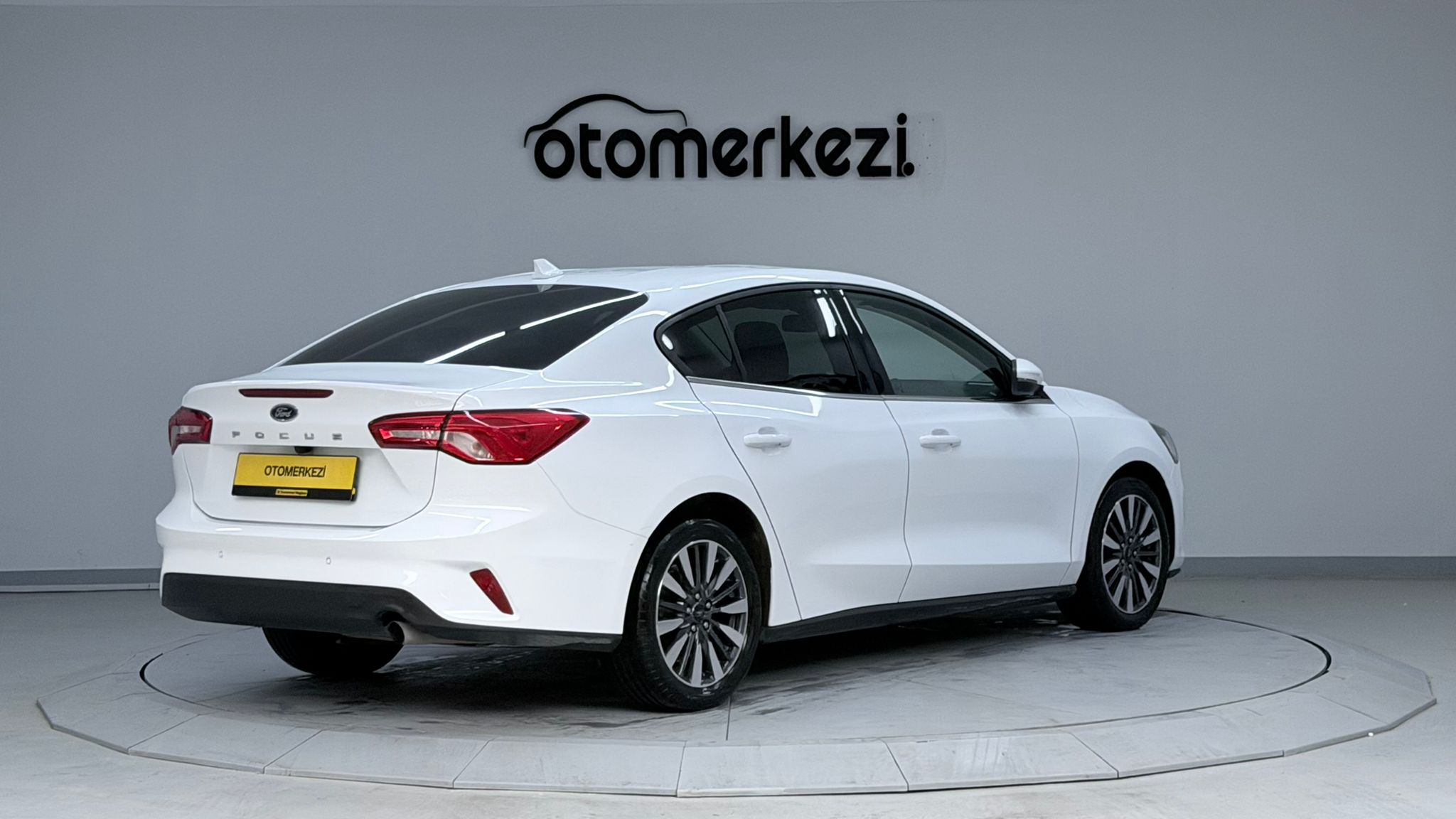 FORD FOCUS 5